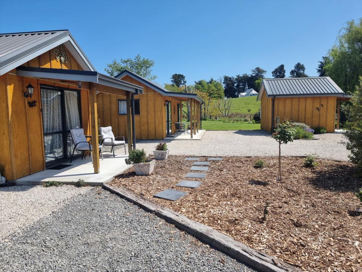 Cheviot Motels, Cabins And Camp Bagian luar foto