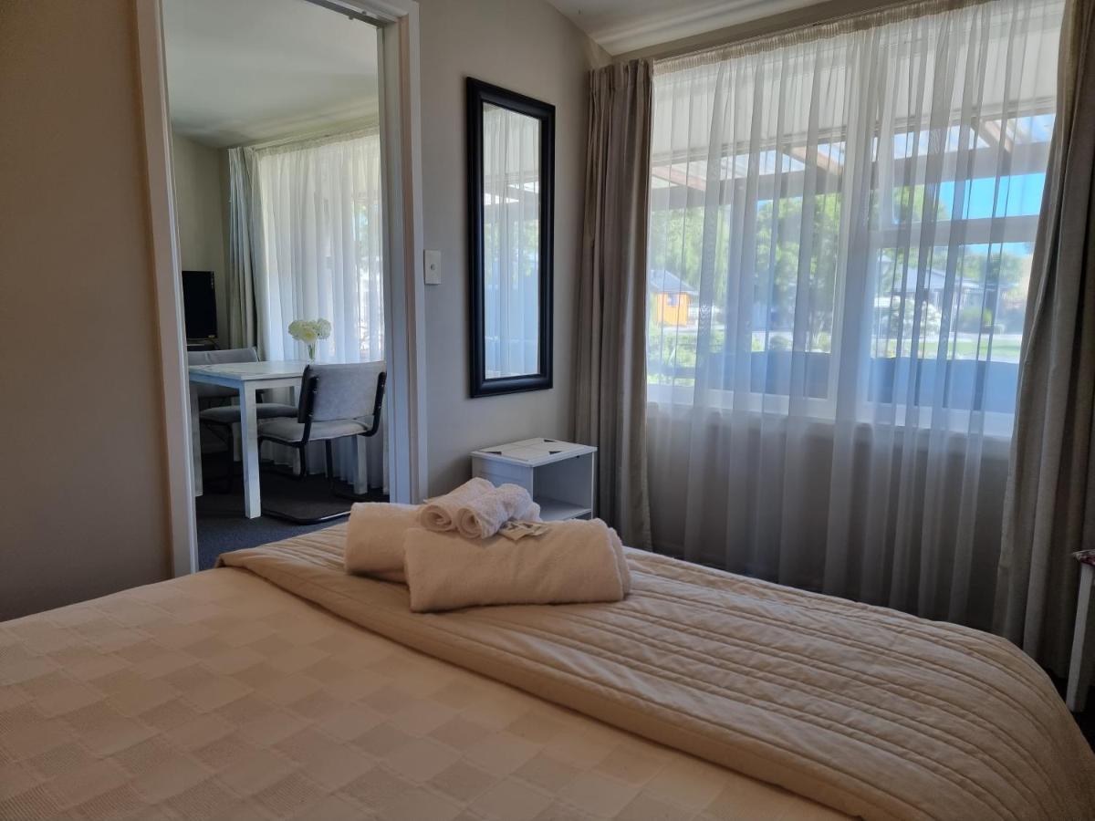 Cheviot Motels, Cabins And Camp Bagian luar foto