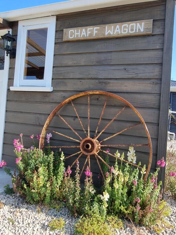 Cheviot Motels, Cabins And Camp Bagian luar foto