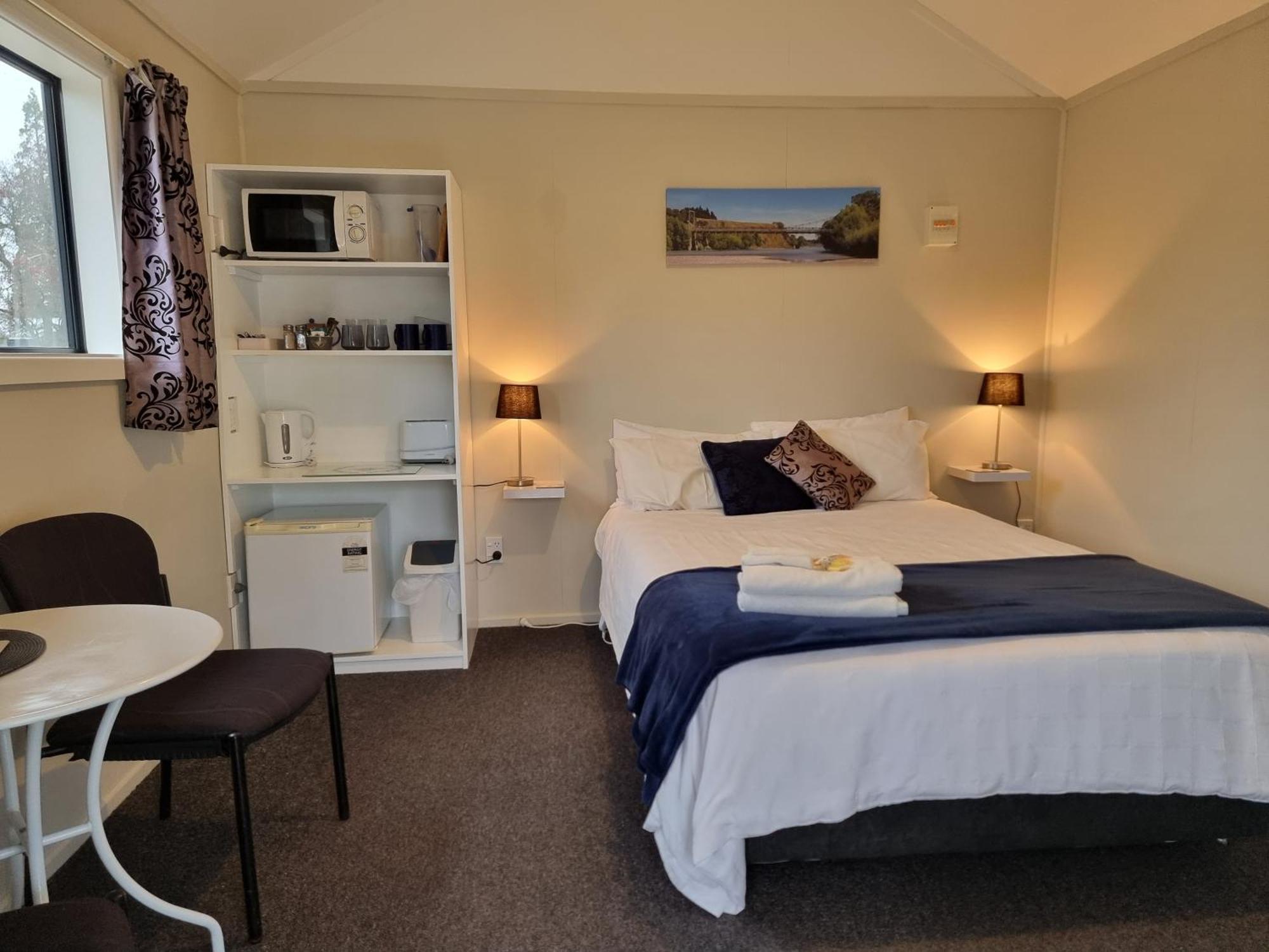 Cheviot Motels, Cabins And Camp Bagian luar foto