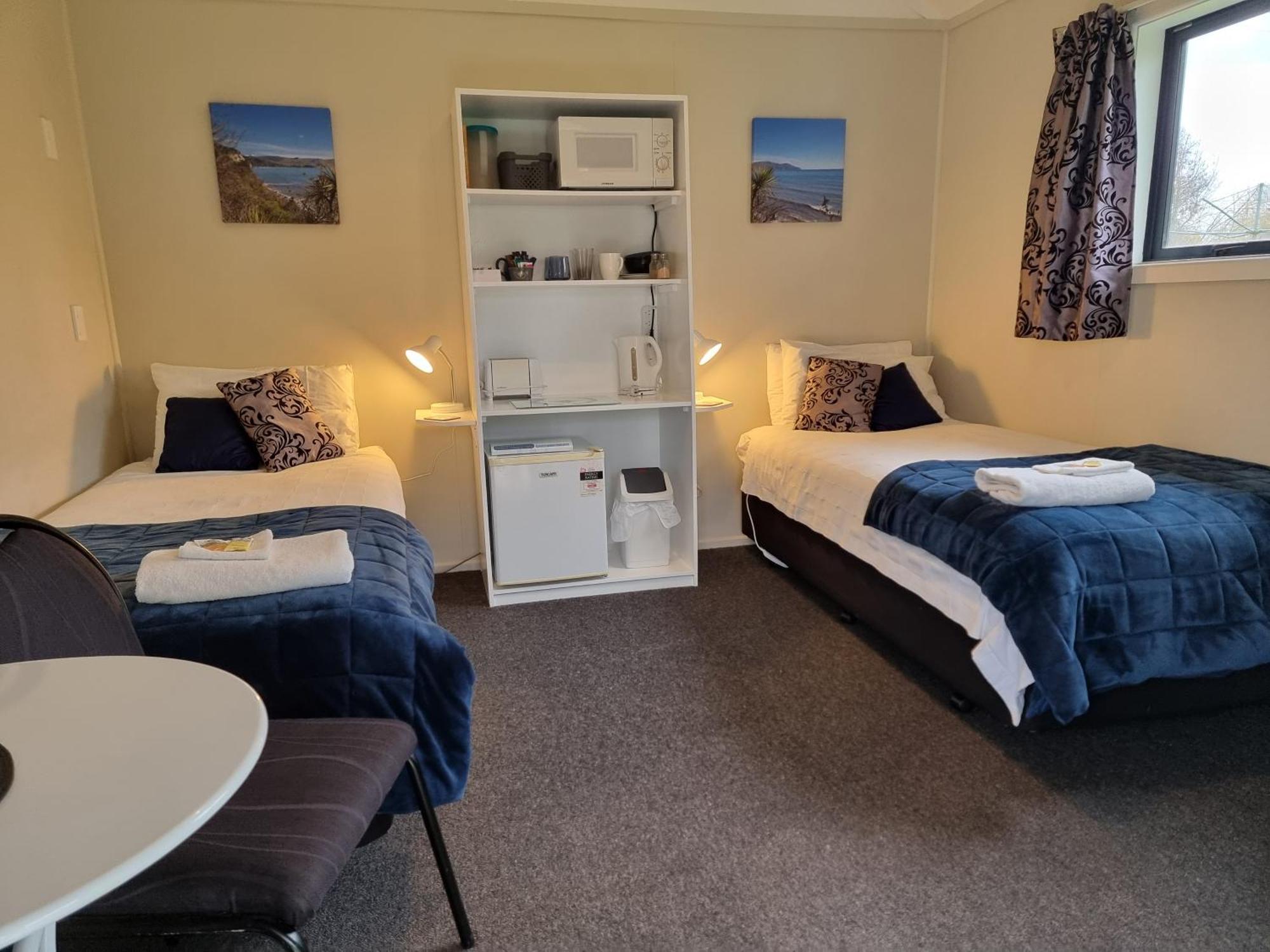 Cheviot Motels, Cabins And Camp Bagian luar foto